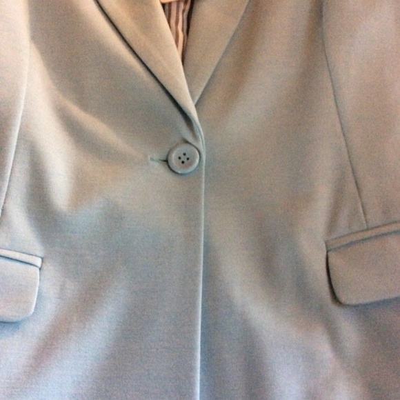 NWT ladies Katherine Barclay Montreal Blazer/skirt - Picture 8 of 8